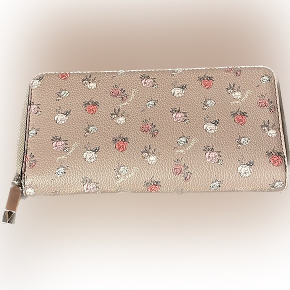 Victoria’s Secret Long Wallet - Picture 2 of 4